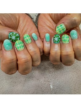 サロンドティス 学芸大学(salon de tis)/ライムネイル