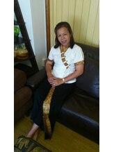 ナコンピン&nbsp;レイコ 先生