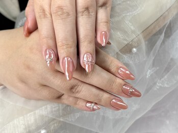 ヒラソルネイル(Girasol nail)/ミラーネイルにリングデザイン