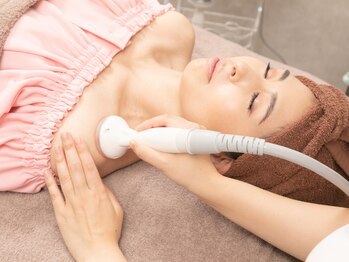 グレイティフル(Grateful)/温めて、もみほぐし、引き締める