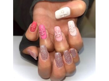 マハロクーレイ(Mahalo Ku’u Lei)/【カラフルネイル】