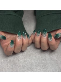 Mネイルアンドカフェ シェレステ/green × hologram