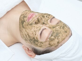 ルブラン セルラム コウベ(LeBLANC CELLULAM KOBE)の写真/【結果重視】毛穴＆ニキビケアに◎ターンオーバーを促進し、スピーディーにハリツヤもちもち美肌に！