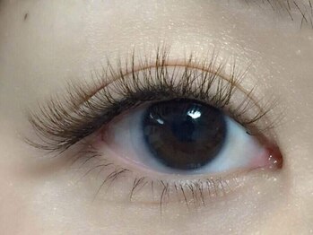 ミニョンアイラッシュデザインサロン 金剛店/派手すぎない、大人カラー♪