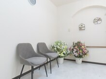 ホワイトアイ 自由が丘(WHITE EYE)/