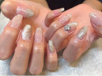 ジュノネイル(juno nail)の写真/【ジェルアートし放題☆初回¥7700】持ち込み画像OK!お好きなデザインを繊細なアートで指先を彩る♪