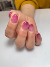 ルヌーラ/グラデーションネイル