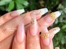 ホワイト×ゴールド　ニュアンス