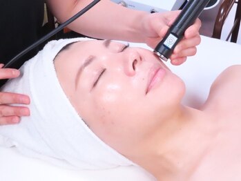 ベルドア(Bell Door)の写真/【乾燥の季節到来！】ヒアルロン酸導入で乾燥知らずのうるおい肌に導きます♪《駅チカ◎仙台駅徒歩5分》