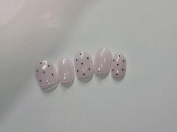 メロロココネイル(Melo Rococo)/うさぎしっぽネイル