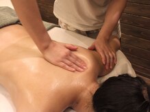 テトテ(TE to TE Natural Beauty & Relaxation)/肩甲骨周りも入念に流します！