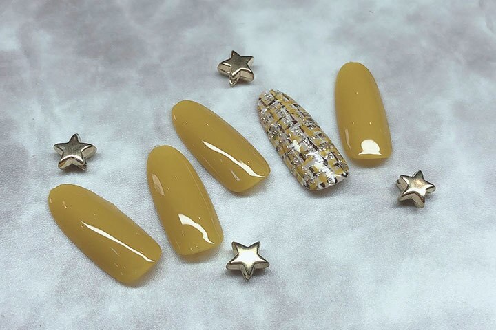 【ネイル・ハンド】持ち込みOK！ アート2本コース　￥7000