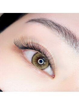 トロワ(TROIS)/ボリュームラッシュ350本付け足