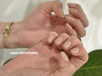 ネイルドットスタジオ 堺筋本町(NAIL DOT STUDIO)/スキニーミラーフレンチ