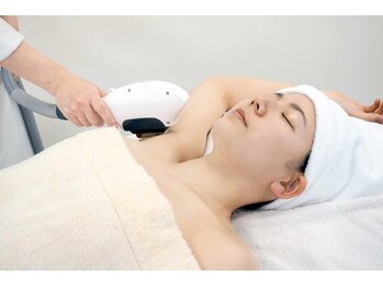 サロン ド ミコ(Salon de Mico)の写真/都度払いで通いやすい◎部分脱毛ならお任せ！痛みに弱い方も◎