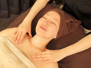 ジャスミン(Jasmine)の写真/むくみやリンパの疲れを癒したい方に◎【季節のアロマ・オイルトリートメント100分】で贅沢リラックス♪