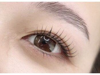 ココ 大府店(Beautysalon COCO)の写真/大人気のまつげパーマ!【メイクリフトカール¥4900/パリジェンヌ¥5000】自然でパッチリした目元に変身!