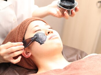 グラシュ シェービングエステ(gracieux Shaving Esthe)の写真/プロによるシェービングはつるつる感長持ち・古い角質除法で化粧水の浸透力抜群！本気の肌質改善を♪