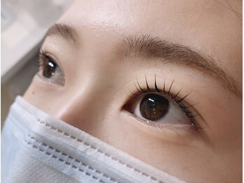 ファムアイラッシュ(Fam eyelash)/