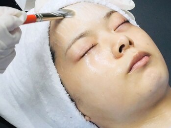 エステティックサロン 凜の写真/【韓国発の次世代ピーリング】肌質改善ララピール♪デコルテ＆ヘッドマッサージ付￥8900ツヤツヤ水光肌へ♪