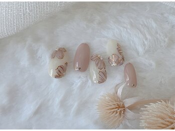 ネイル グレア(Nail glare)の写真/憧れのデザインがここに◎手書きアート豊富でトレンド最先端の指先を叶えるサロン！