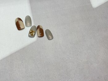 ツメトトノウ/9700円 オンブレフレンチ(暮石)