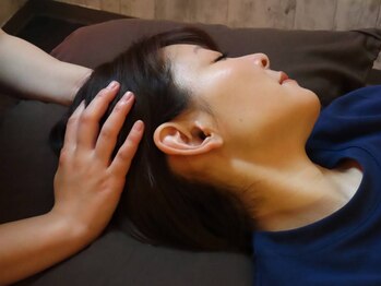 シュエット 池袋店の写真/【大人気!ヘッドスパmenu】頭痛、スマホ疲れ、眼精疲労などのお悩みに！心身ともにリフレッシュ☆