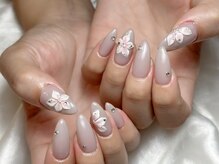 アール(R)/フラワーネイル