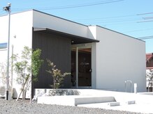 プラステン治療院 / コットンタイム/一見鍼灸院には見えない外観です