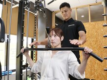 ジムビカム(GYM Become)の雰囲気（マンツーマン指導で初心者の方でも安全にトレーニングできます！）