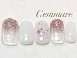 キラキラ小花ネイル