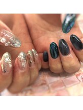 トータルサロン 白べぇーっ プラス/アシンメトリーネイル