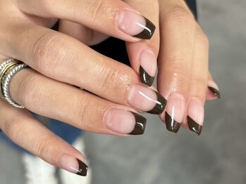 ネイルサロン エーナイン 札幌大通本店の写真/柔軟性×耐久力に優れたチップ長さ出し☆デザインを最大限楽しめて人気◎イベント前のメンテナンスにも♪