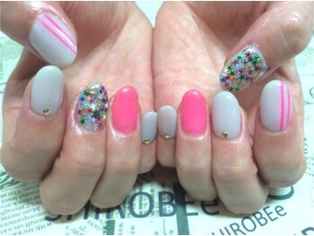 トータルサロン 白べぇーっ プラス/星ネイル