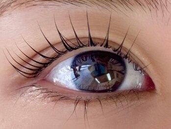 エマ 桃山台(emma)の写真/モチの良さと技術力が自慢★まつ毛の状態に合わせて一本一本丁寧に施術するので、綺麗なまつ毛が続く♪