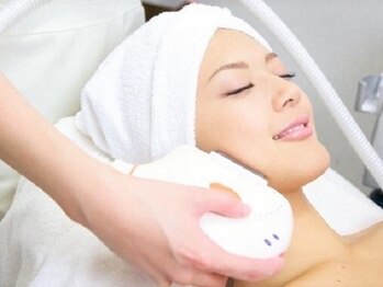 スキンラボ 新宿(@SkinLabo)の写真/【クリスマスプレゼント付】30%OFFしみ色むらケア最新フォト★引き締めモードプレゼント!小顔/毛穴¥12900