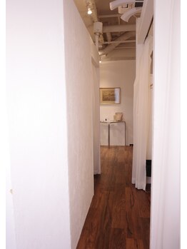 アイラッシュ ティル(eyelash till)/inside the salon
