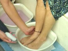サヤームの雰囲気（40分以上のコースには、女性に嬉しいフットバスのサービス付き♪）