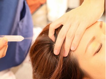 ヘッドサイエンス(HEADSCIENCE)/育毛促進鍼×毛根活性光