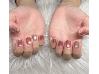 うるツヤマグネットネイル