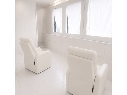 toiro eyesalon【トイロアイサロン】【6/12 NEW OPEN（予定）】の写真