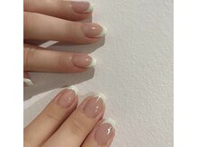 ミー(MI)/フレンチネイル