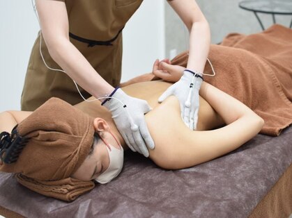 【韓国医療提携】育毛促進×ヘッドスパ専門サロン マーブル 熊本合志店の写真