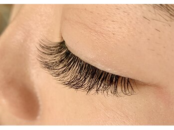 レミア 関内(REMIA)/4月　ボリュームラッシュ