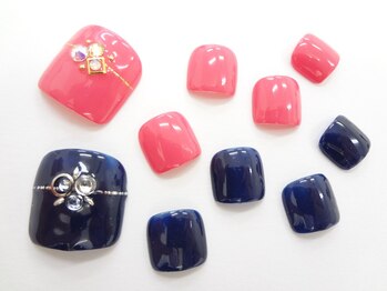 ネイルサロン クイール 小山店(NAIL SALON QUILL)/ワンカラーにラインシール