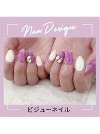 ビジューネイル