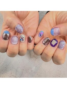 サロンドティス 学芸大学(salon de tis)/持ち込みデザインネイル