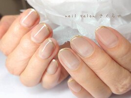 しっかりお手入れされた爪先に♪