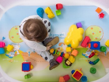 ザ ワークスジム 小岩店(THE WORKS GYM)の写真/【ジムでは珍しいお子様連れ大歓迎♪】数々のセッション経験からあなただけのプログラムを作成*女性専用