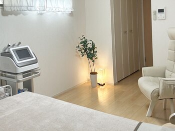 ホワイト ターコイズ/店内は清潔感を大切にしています